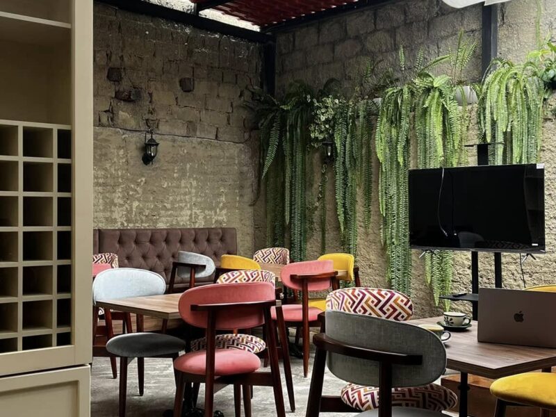 Bareque café, coworking, cafetería y arte local