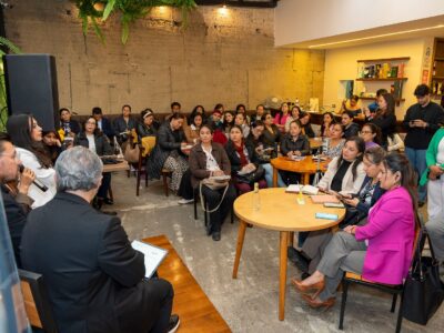 Bareque café, coworking, cafetería y arte local